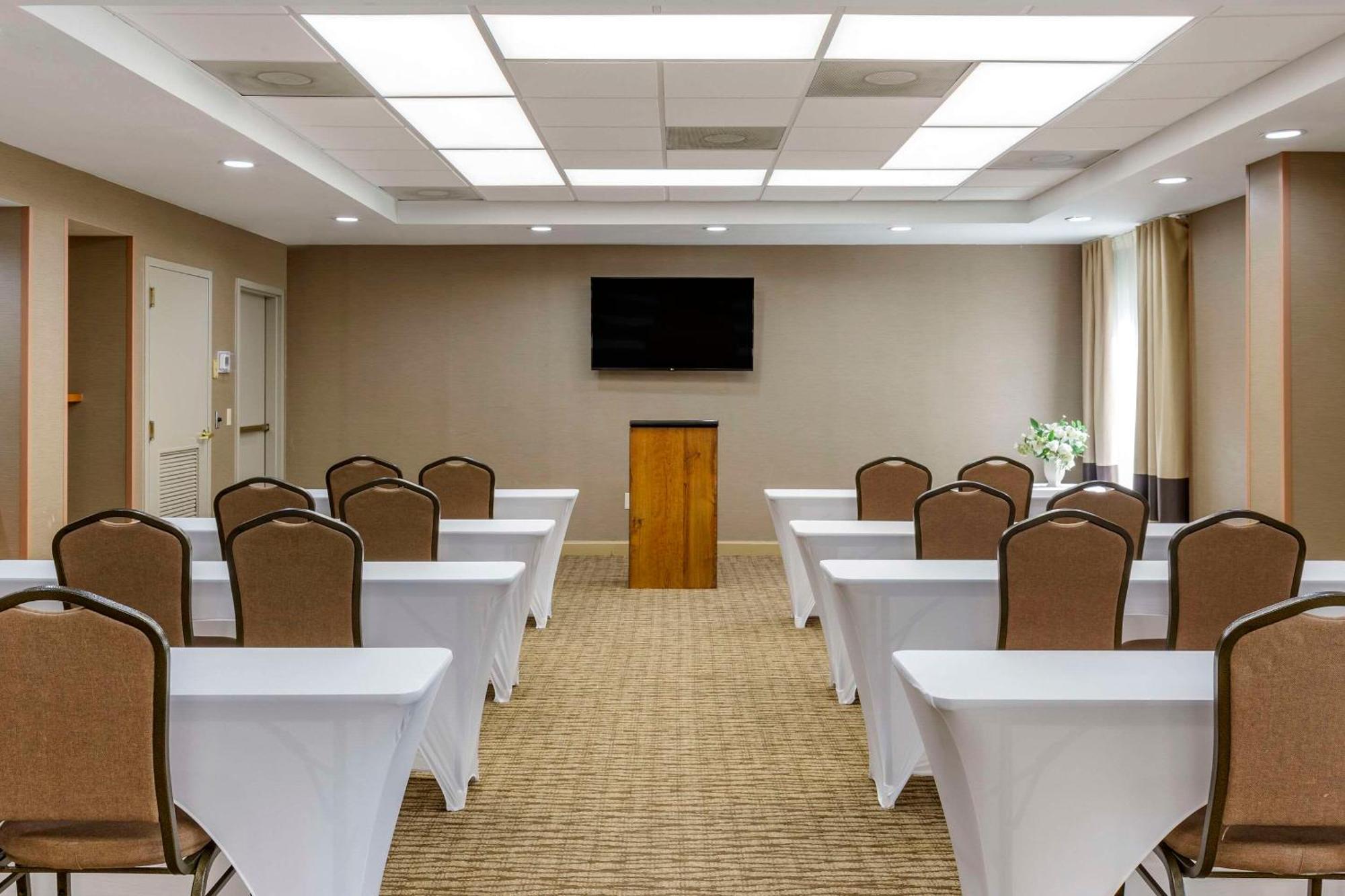 Comfort Inn Greensboro - Kernersville Exteriör bild