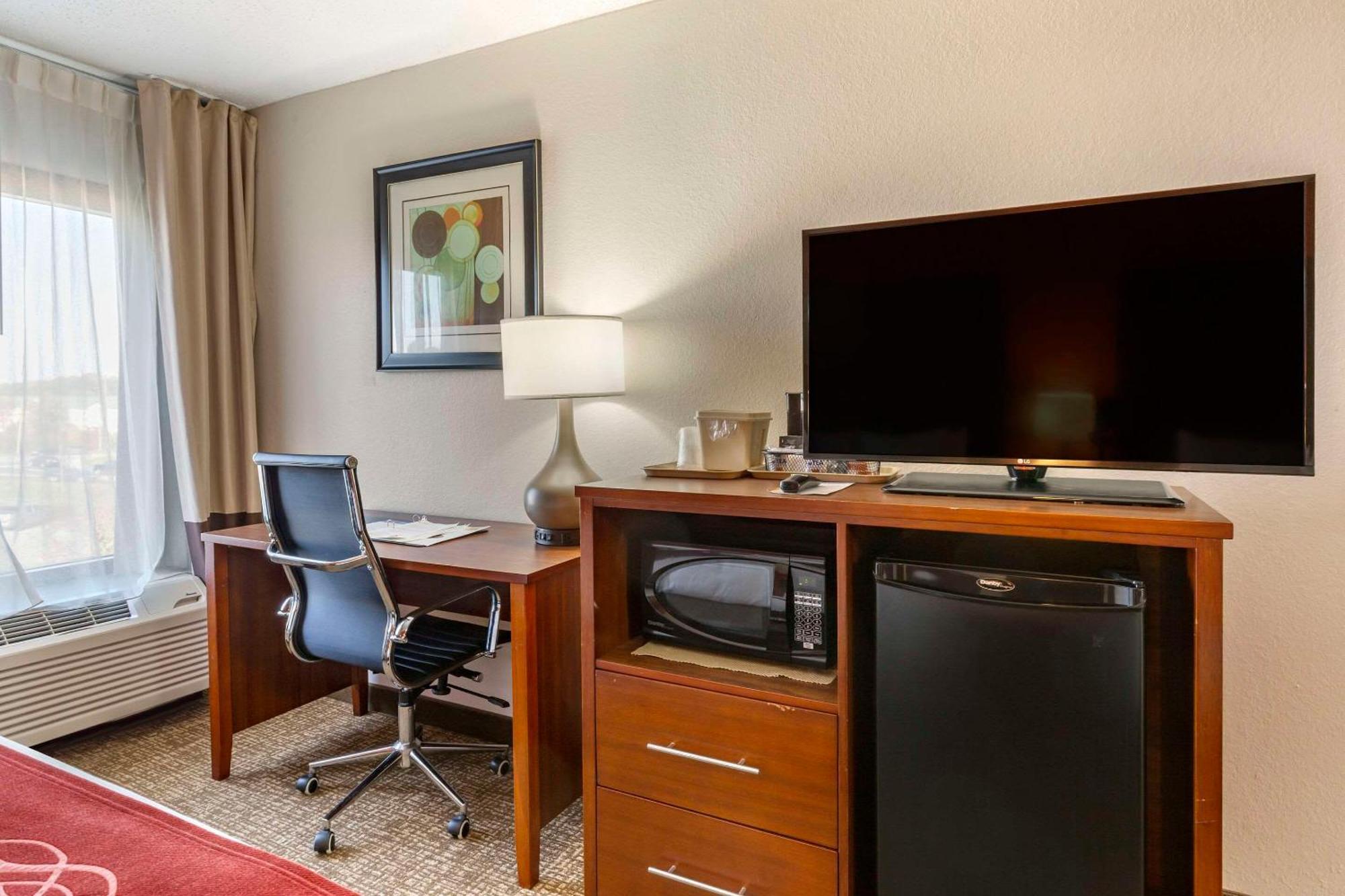 Comfort Inn Greensboro - Kernersville Exteriör bild